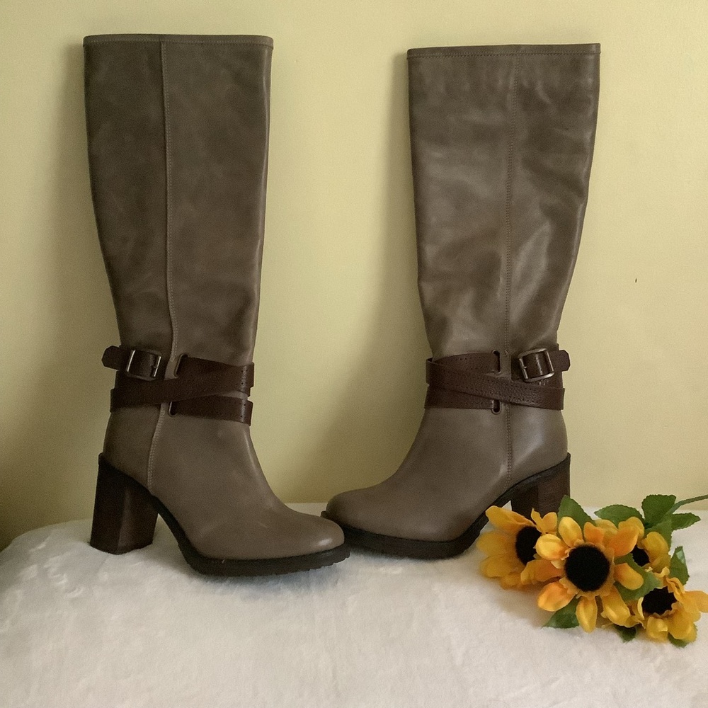 ITALY Fabianelli Leather Boots - Picture 3 of 16